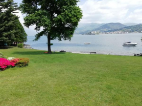 Отель Lake Orta apartment  Сан-Маурицио-Д'опальйо